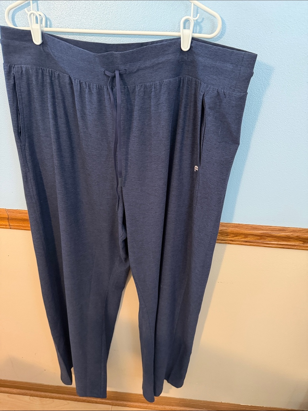 Fabletics Navy Drawstring Relaxed Joggers Wide Leg 2X Women’s NWT